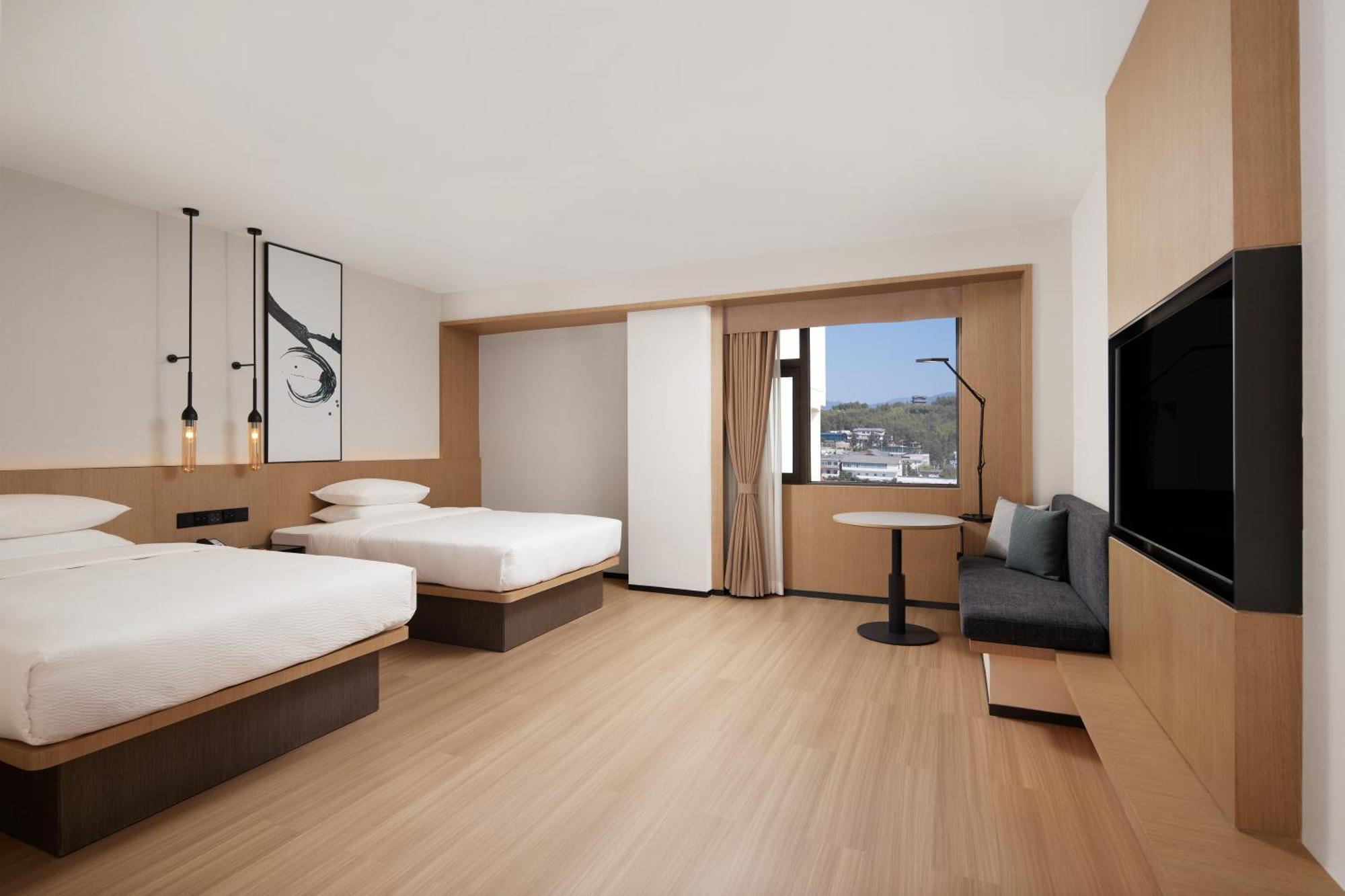 Fairfield By Marriott Lijiang Ancient Town Hotel Exterior photo